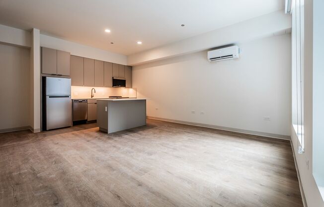 Studio, 1 bath, 484 sqft, $2,465, Unit 227