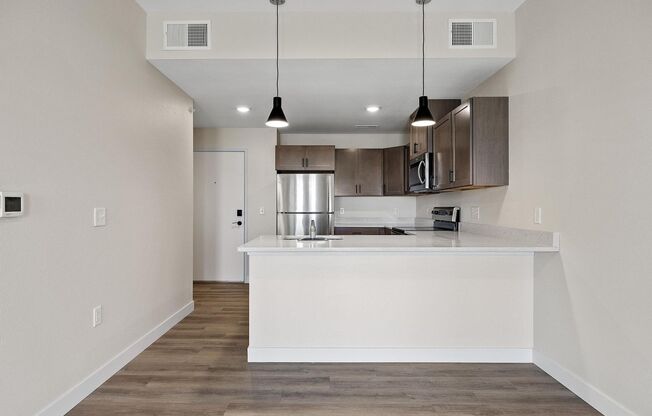 1 bed, 1 bath, 582 sqft, $900, Unit Harvest Lofts - 304