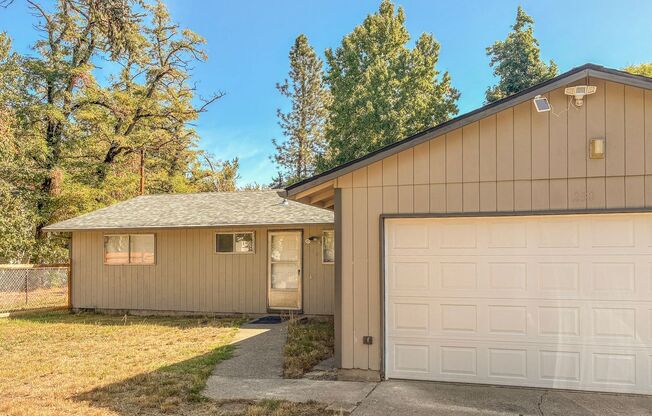 3 Bedroom 1 Bathroom Ranch Style Home Available Now !