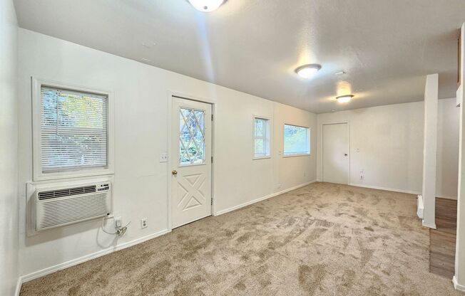 828 E 11th Ave - Eight 2 Eight LLC