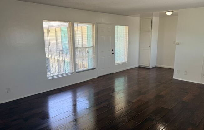 6351 Linden Ave