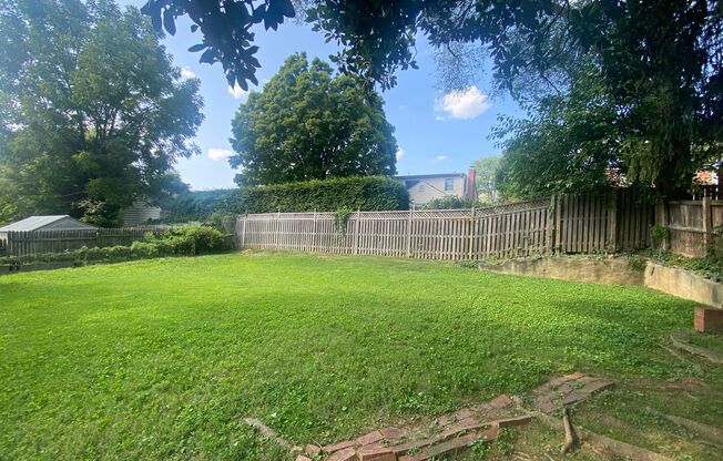 3 beds, 2 baths, $3,850