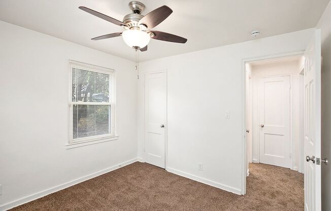 1 bed, 1 bath, 550 sqft, $775, Unit 1415 Unit #202