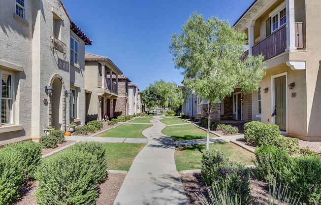 860 S ADAM WAY