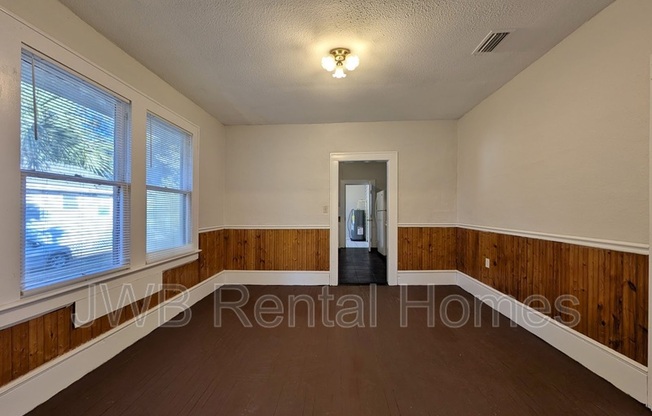343 40 ST W