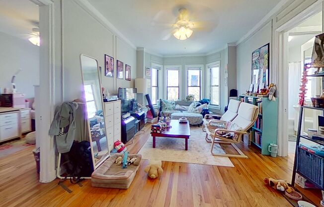 601 W. Deming Pl