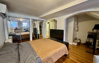 55 W CEDAR ST