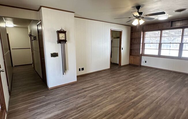 Beautiful Home on Mesa Circle!