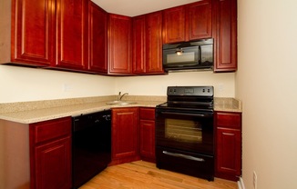 4 beds, 4 baths, $2,000, Unit C