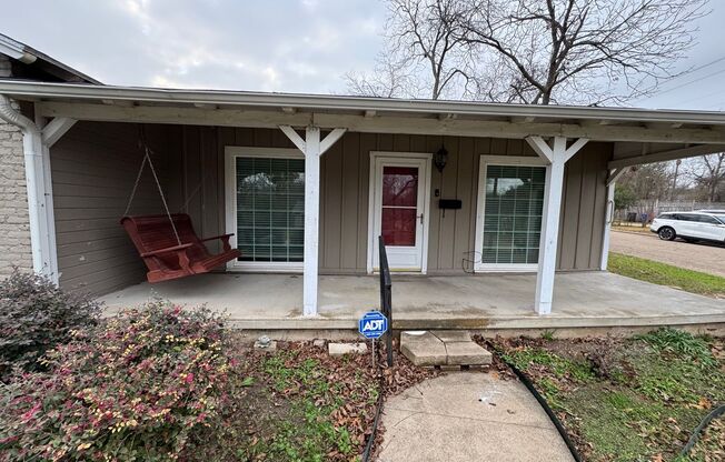 Large Corner Lot Waco Home