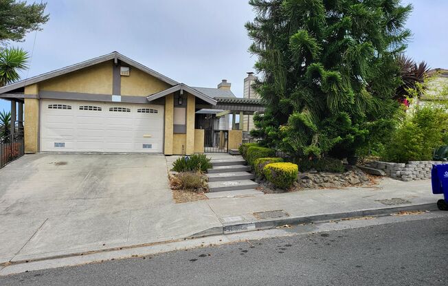 Beautiful 3-Bedroom, 3-Bath Home with Bonus Room in Richmond’s Bayview District