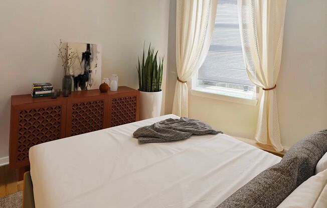 1 bed, 1 bath, $1,500, Unit C Building 105F