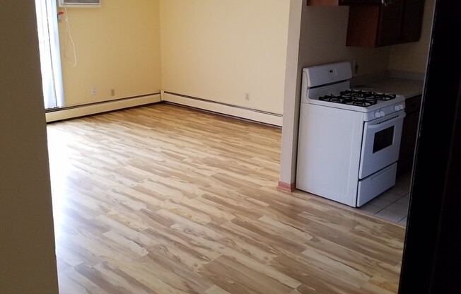 Cedar Avenue Apartments
