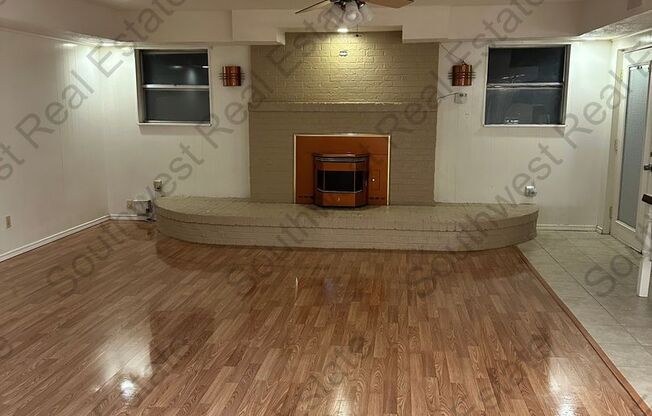 Spacious 3 bedroom, 2 bathroom home