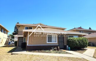 Cute 2bd/1ba Sacramento Fourplex