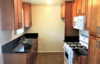 1 bed, 1 bath, 600 sqft, $1,750