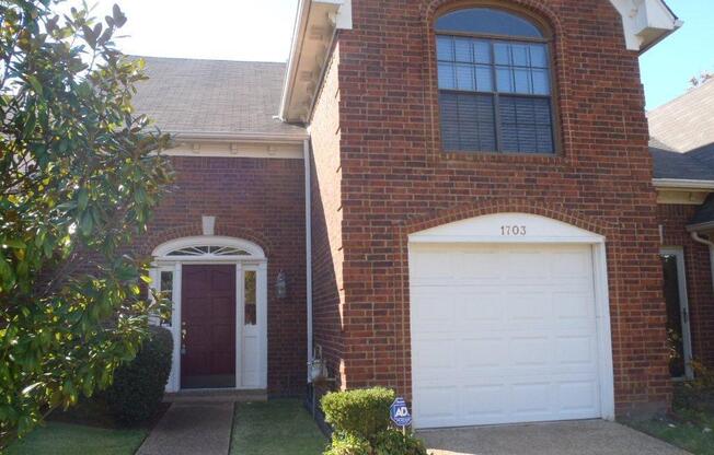 3 beds, 2.5 baths, $1,450