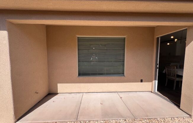 3 beds, 2 baths, $2,400, Unit # 53