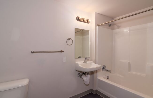 Studio, 1 bath, 549 sqft, $925, Unit A103