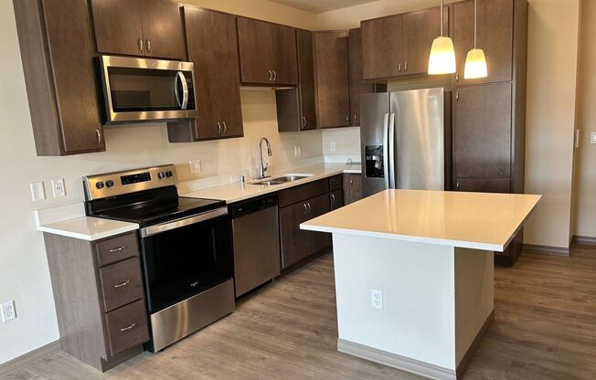1 bed, 1 bath, 620 sqft, $1,385, Unit 5380205
