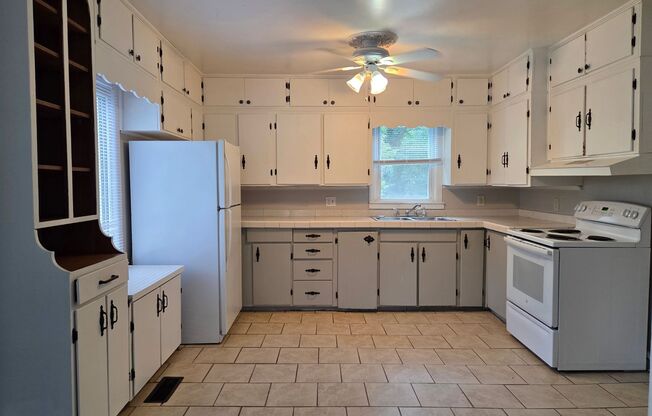 Three Bedroom Home in Gastonia