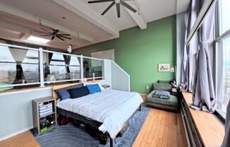 1 bed, 1 bath, 944 sqft, $3,375, Unit 428