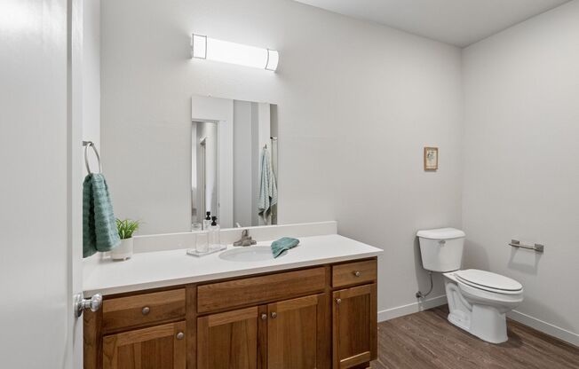 3 beds, 2 baths, 1,183 sqft, $1,925, Unit 404