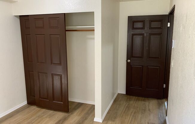 3 beds, 2 baths, 1,434 sqft, $2,450, Unit B110