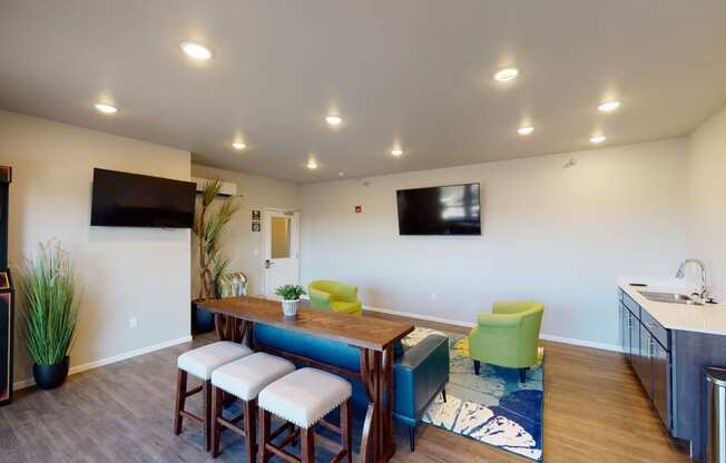 image of lounge, clubroom