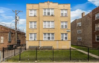 1145 N LeClaire