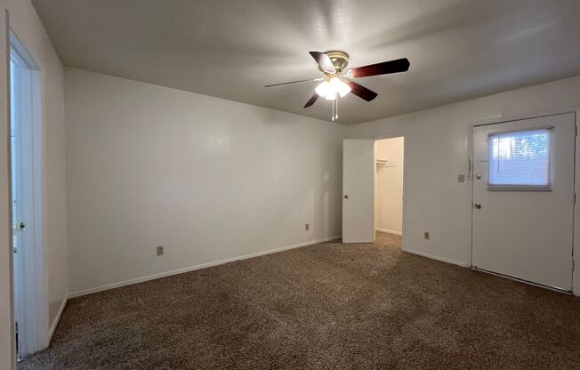 2 beds, 2 baths, 1,000 sqft, $1,315, Unit 1005