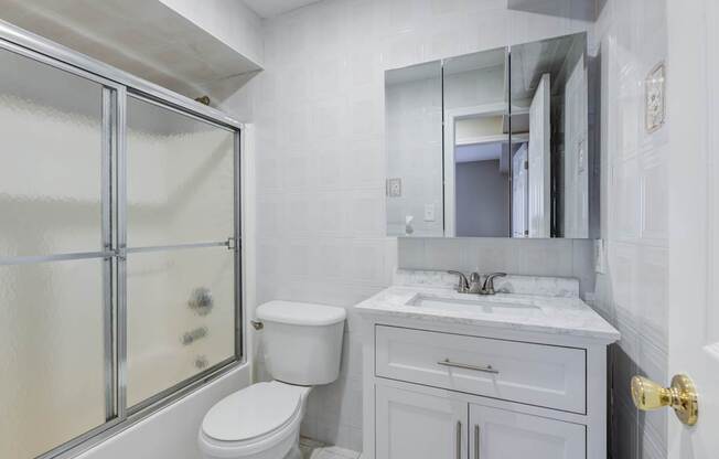 Seaview Apartments