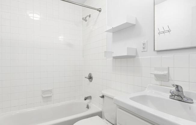 545 W 149 ST