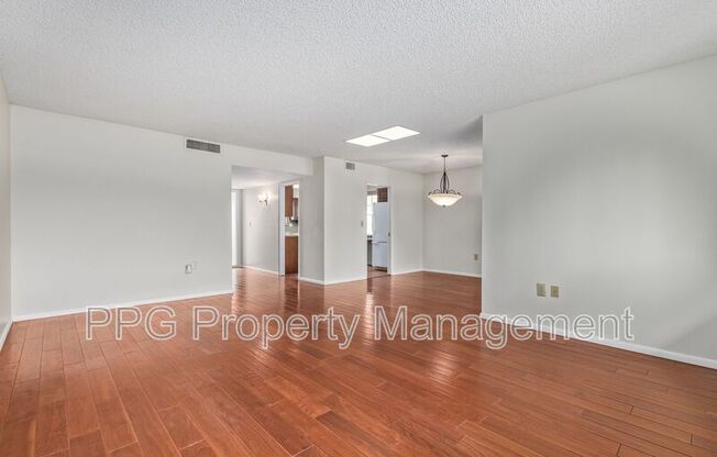 14022 N WHISPERING LK DR