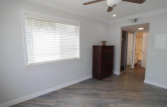 2 beds, 2 baths, 950 sqft, $2,750, Unit 106