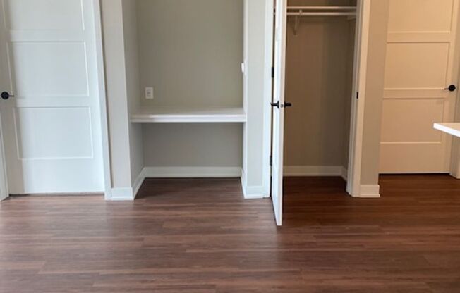 1 bed, 1 bath, 807 sqft, $2,395, Unit 418