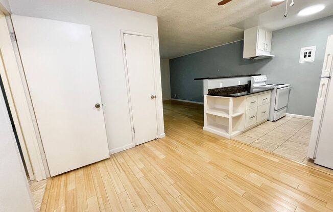 1 bed, 1 bath, 600 sqft, $1,750, Unit 215