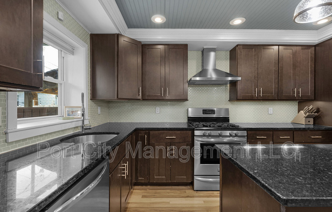 14 N STREEPER ST
