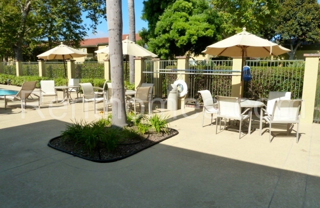 University City, 7405 Charmant Dr #2014, Near UCSD, Fireplace, 2 Parking Spaces in Controlled Access Garage!