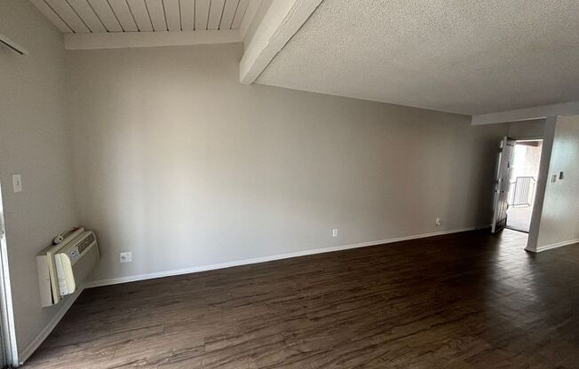 1 bed, 1 bath, 750 sqft, $2,225, Unit 107