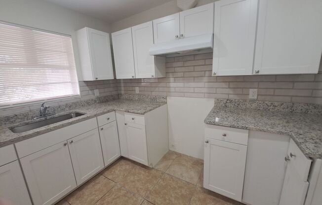 2 beds, 1 bath, $1,450