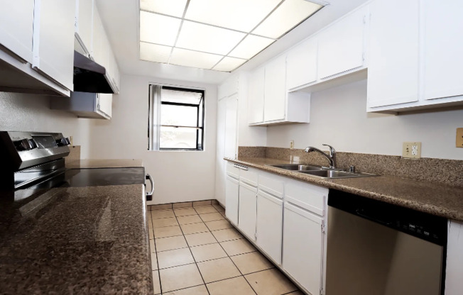 620 E SAN JOS AVE