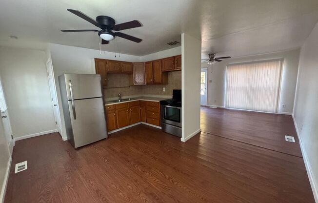 3 beds, 1 bath, $1,295