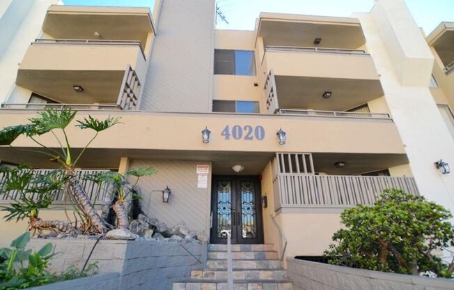 5th Street Apartments- Luxurious Bedrooms with Covered Parking! Call Now!