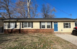Recently Remodeled 3 bedroom 1 bath available now!