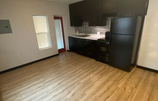 Studio, 1 bath, 475 sqft, $875, Unit 201 South 26th Street #2