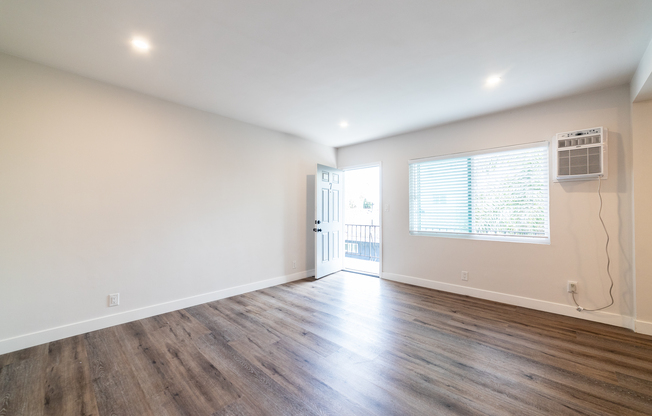 4848 SAINT CHARLES PL