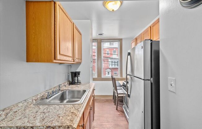 100 N Linden Ave 1-B1