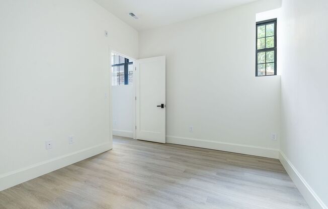 2 beds, 1 bath, 743 sqft, $1,737, Unit Unit A