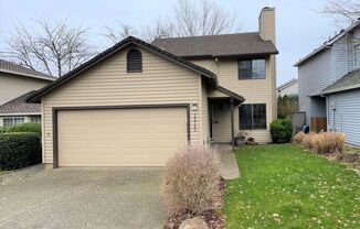 12740 SW Springwood Drive ~ Exceptional Tigard Home, New Carpet!